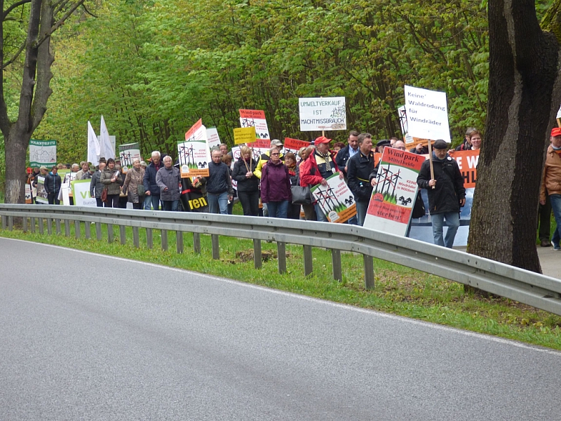 Demo zur Umweltministerkonferenz in Bad Saarow